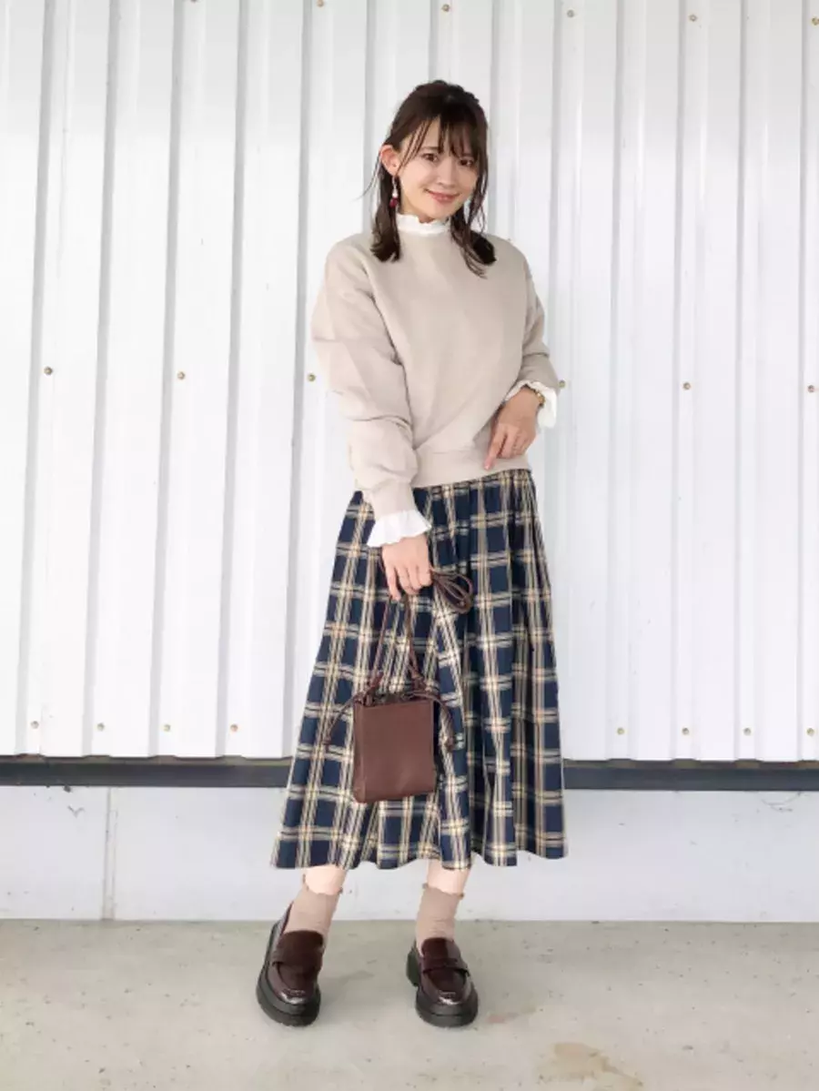 一目惚れで即買い Gu 秋コーデに大活躍の 名品スカート ローリエプレス