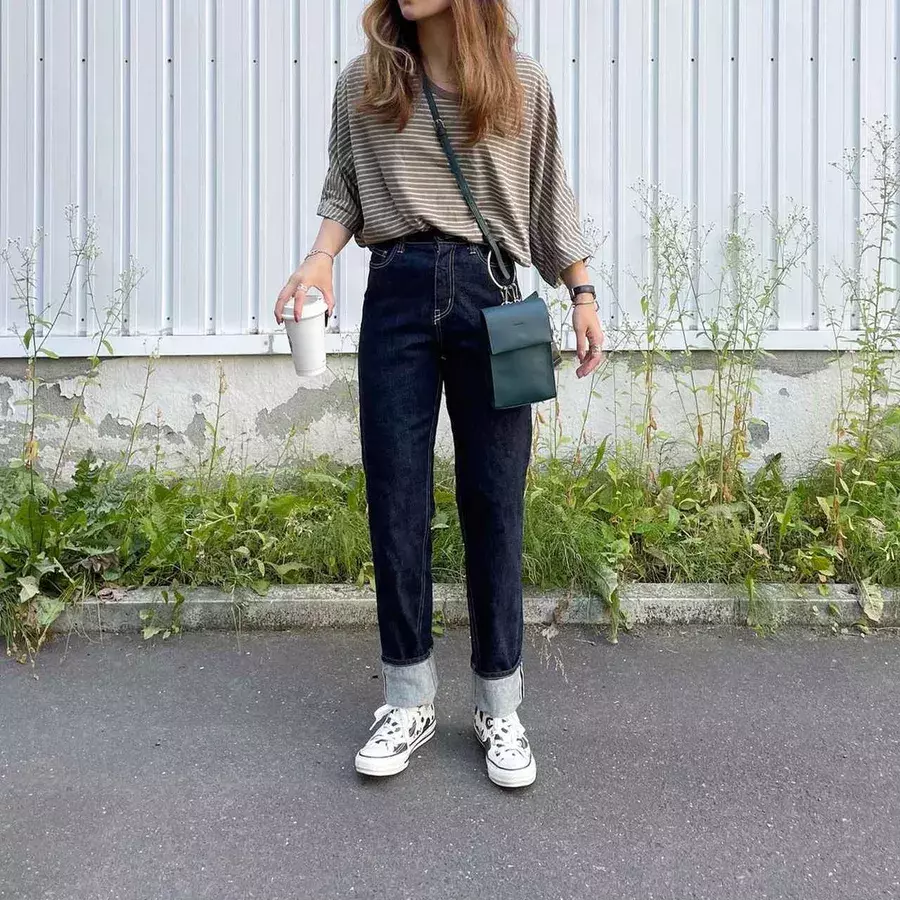 周りと差をつけるならコレ Gu メンズ服を使った抜け感コーデ ローリエプレス