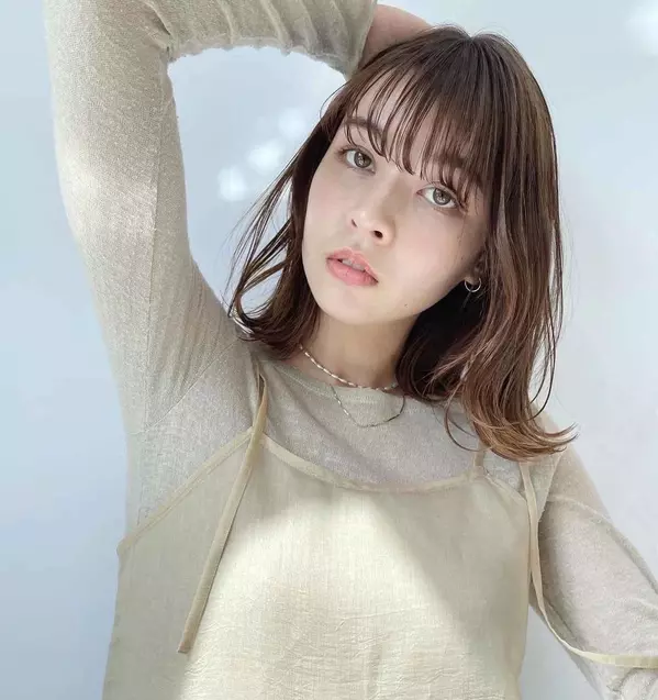 清楚っぽいヘアスタイルで好感度up 量産系女子の ブラウンロブ ローリエプレス