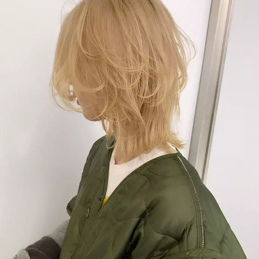 自分の可愛さにニヤける ウルフカット が納得のかわいさ ローリエプレス