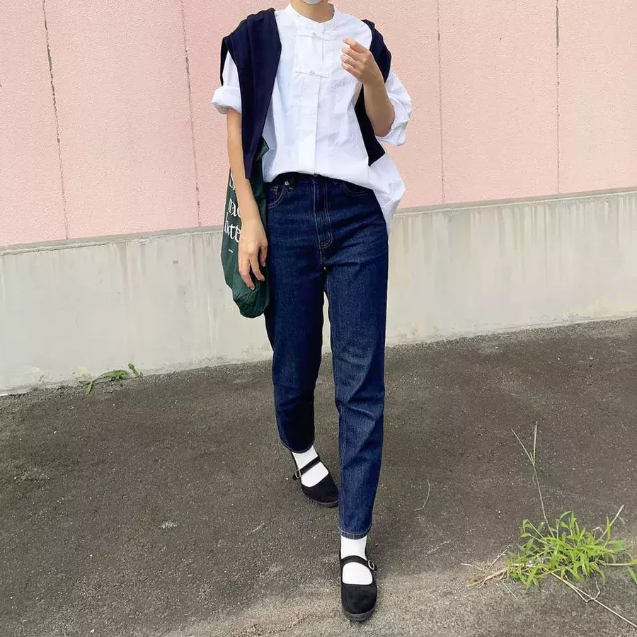 シンプル美女の最愛 無印 シャツが着回し力絶大なんです ローリエプレス