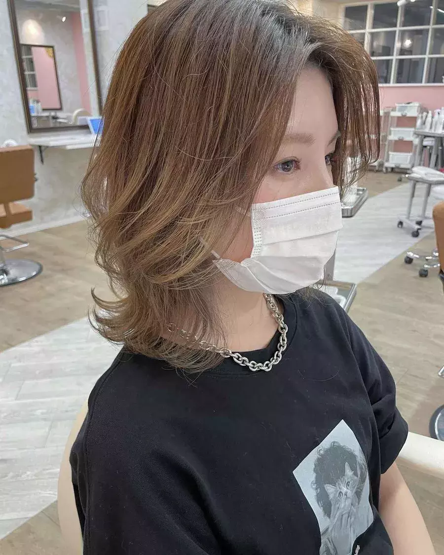 鏡見るのが楽しい ミディアムレイヤー が 女神級のかわいさ なんです ローリエプレス