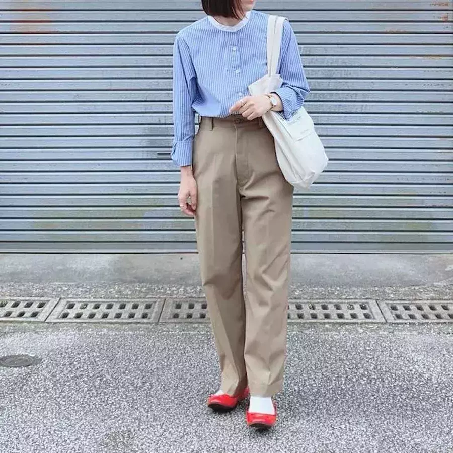 服もお菓子も 無印良品 で 日用品全部揃う 最強mujiコーデ ローリエプレス