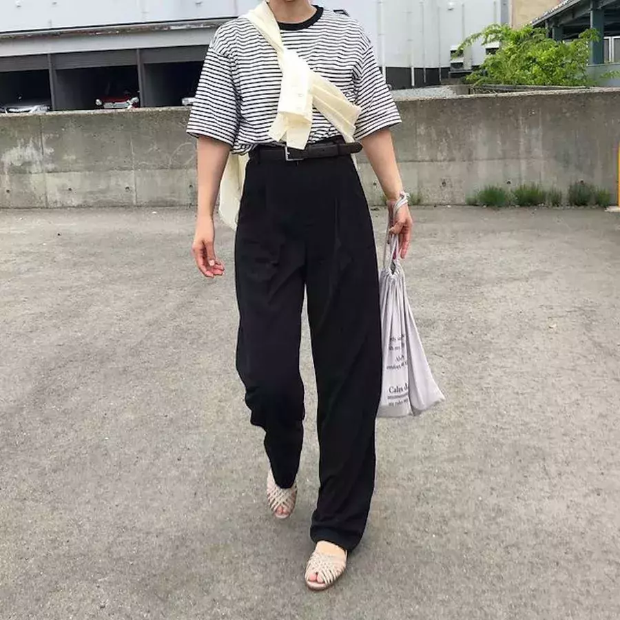 服もお菓子も 無印良品 で 日用品全部揃う 最強mujiコーデ ローリエプレス 服もお菓子も 無印良品 で 日用品全部揃う 最強mujiコーデ ローリエプレス