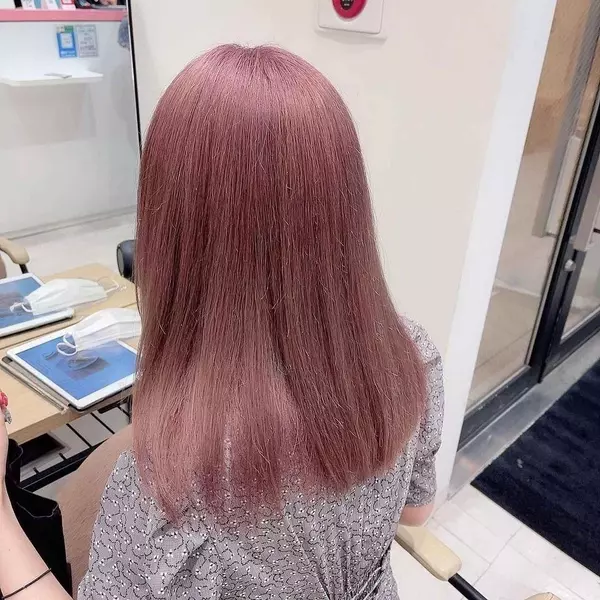 仕事タイプ別ヘアカラー 美容師が選ぶおすすめ髪色4選 ローリエプレス