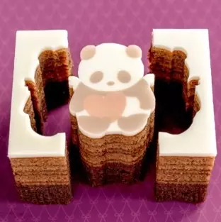 話題の型抜きパンダバウムも キャラバレンタインスイーツが大集合 ローリエプレス