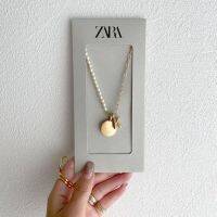 今だけ790円！「ZARA」イニシャルネックレスが可愛すぎて売り切れ続出