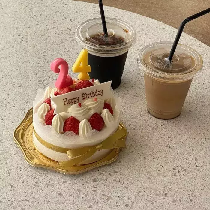 楽しい 美味しい 可愛いの3つが叶う 年に一度の大切な日 に贈るお誕生日ケーキ5選 ローリエプレス