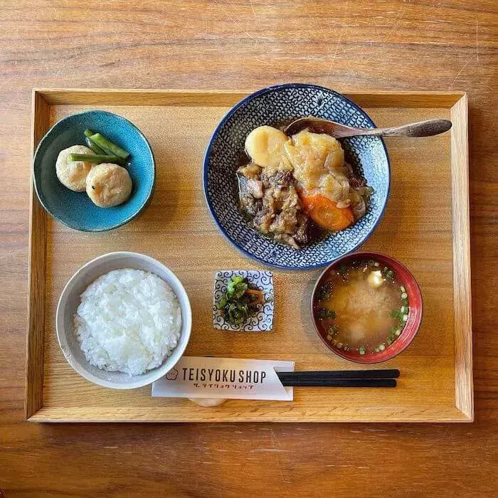 ダイエット中でもおしゃれランチがしたい 都内のヘルシー定食5選 ローリエプレス