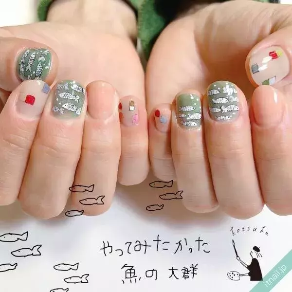 オシャレで可愛い ほっこり系の魚アートネイルを見てみない ローリエプレス
