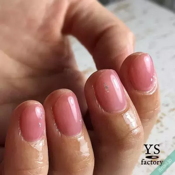 絶対に外さない ママのための入学式ネイル10選 ローリエプレス