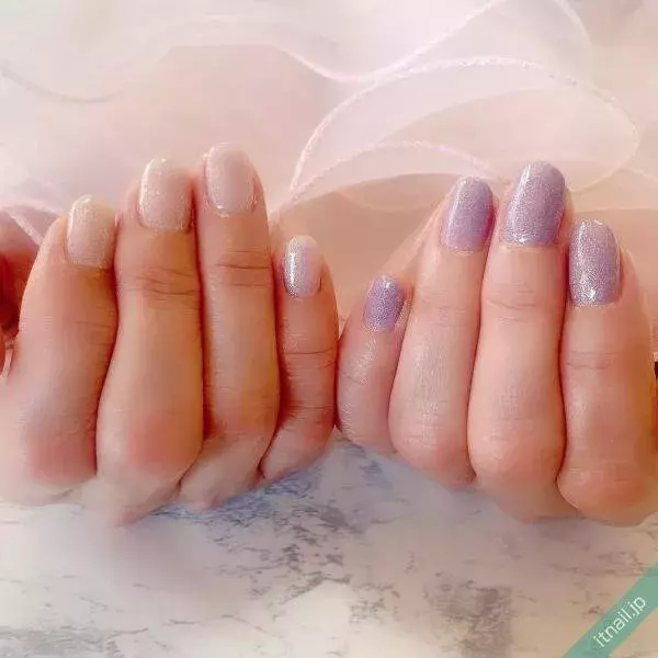 薄紫色で作る儚げネイル特集 指先になじむおすすめデザインをご紹介 ローリエプレス 薄紫色で作る儚げネイル特集 指先になじむおすすめデザインをご紹介 ローリエプレス
