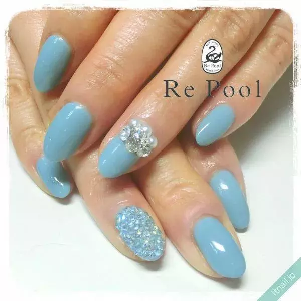 晴れた日の 空色ネイル スカイブルーが美しいデザイン特集 ローリエプレス