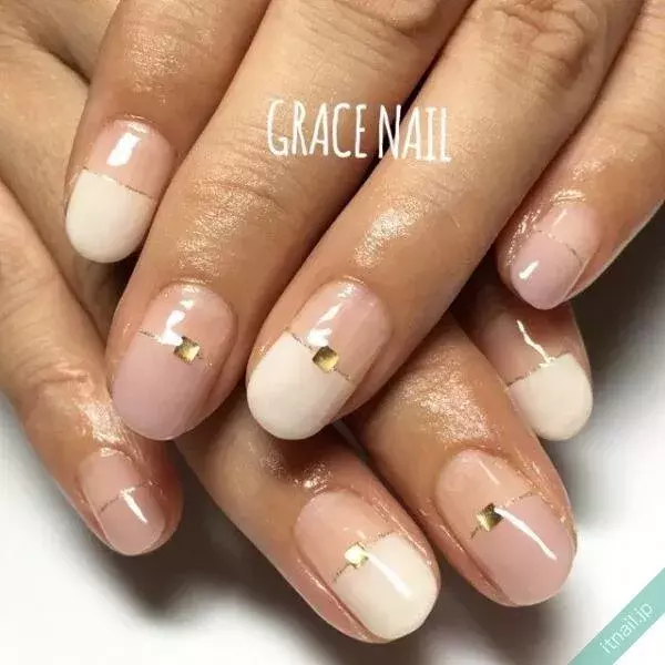 ナチュラルな肌なじみ オフホワイト のネイルデザイン特集 ローリエプレス ナチュラルな肌なじみ オフホワイト のネイルデザイン特集 ローリエプレス