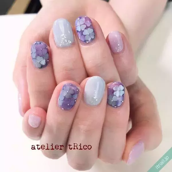 梅雨ネイルに紫陽花はいかが 大人女子におススメのデザイン７選 ローリエプレス