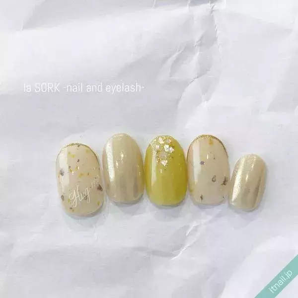 凸凹回避 シェルを埋め込むジェルネイルを綺麗に仕上げるコツ ローリエプレス