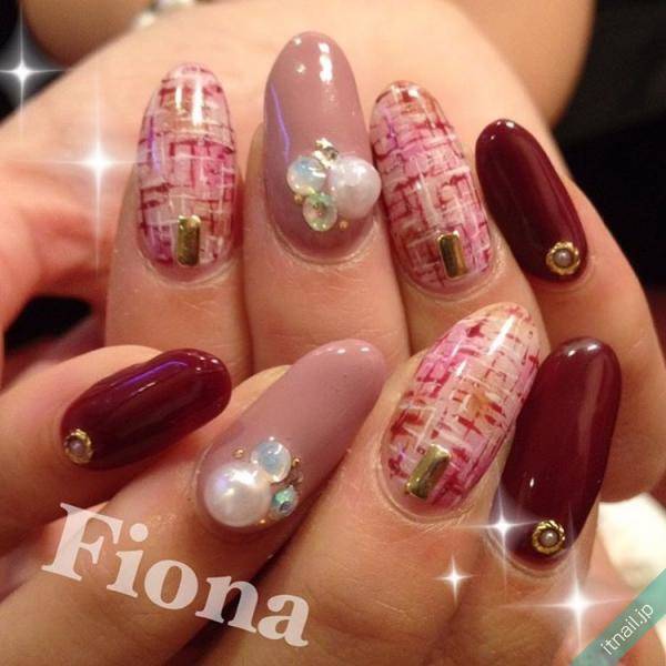 大人の冬ネイルは ツイード ボルドー でクラシカルに ローリエプレス