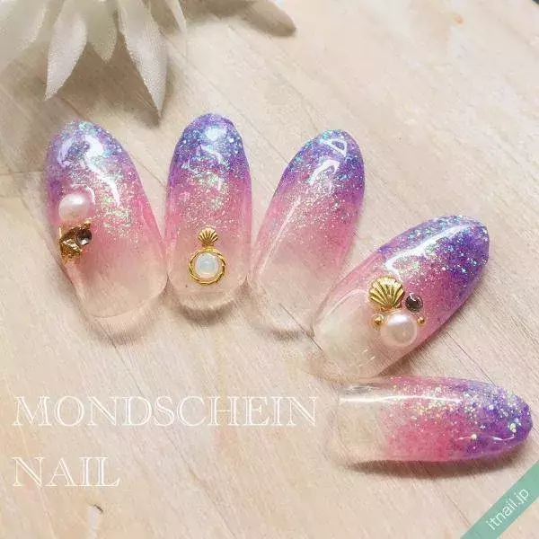 手抜きに見えない 最速時短ネイル ラメグラ 特集 ローリエプレス 手抜きに見えない 最速時短ネイル ラメグラ 特集 ローリエプレス