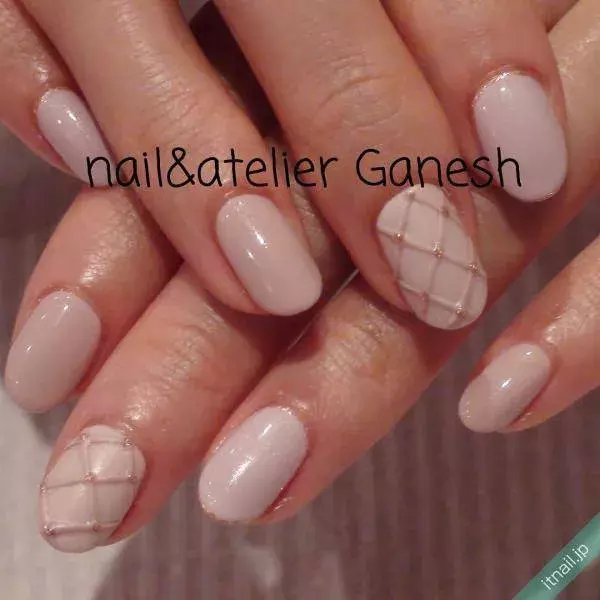 大人女子必見 冬の定番 ニットネイル のこなれデザイン10選 ローリエプレス 大人女子必見 冬の定番 ニットネイル のこなれデザイン10選 ローリエプレス