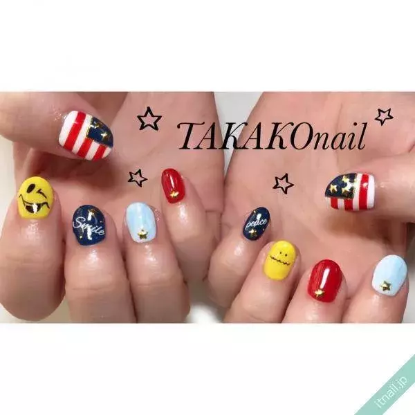 カジュアルファッションと相性 アメリカンなネイルがかわいい ローリエプレス