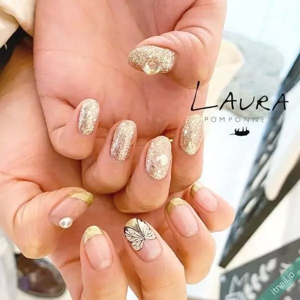 春めく爪先 蝶々 を取り入れたネイルデザイン10選 ローリエプレス