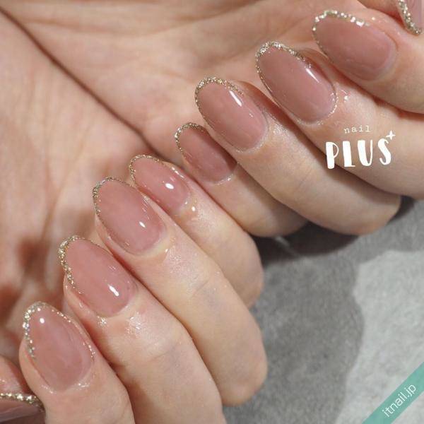 40代女性に人気の冬ネイルは 上品に映えるデザインtop10 ローリエプレス