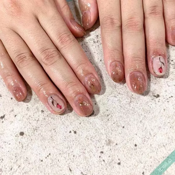 こんなフラワーネイルも可愛い お花のつぼみを描いたネイル特集 ローリエプレス