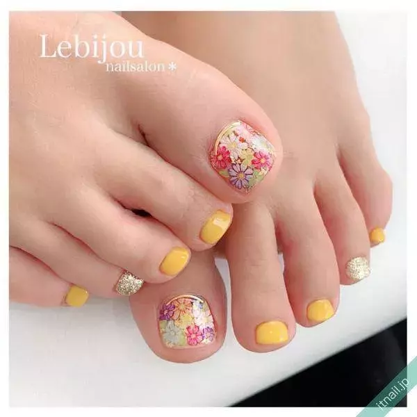 決め手はサムネ 親指アートが自慢のフットネイル ローリエプレス 決め手はサムネ 親指アートが自慢のフットネイル ローリエプレス