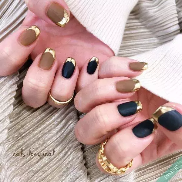 フレンチネイル好きの方 必見 個性が光る今どきデザイン ローリエプレス フレンチネイル好きの方 必見 個性が光る今どきデザイン ローリエプレス