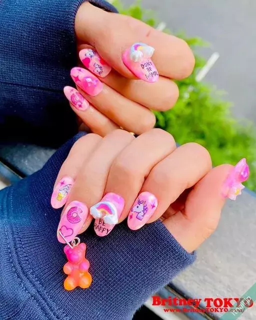 とびきりキュート くまちゃんネイル に癒される ローリエプレス