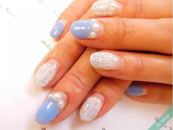 品の良さはキープ 色で楽しむツイードネイル ローリエプレス 品の良さはキープ 色で楽しむツイードネイル ローリエプレス