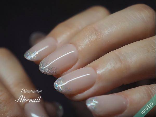 自爪が弱い人必見 ネイルアートをする際に気をつけたいポイント ローリエプレス 自爪が弱い人必見 ネイルアートをする際に気をつけたいポイント ローリエプレス