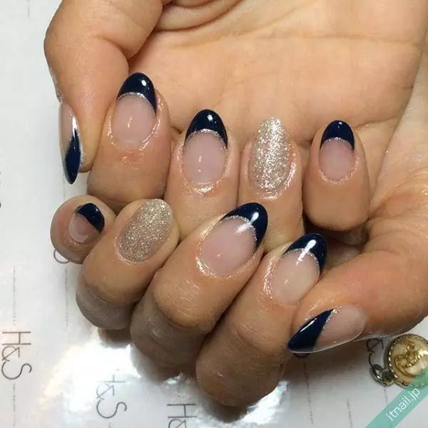 パーソナルカラー 身につけるアクセサリーから選ぶネイルデザイン講座 ローリエプレス