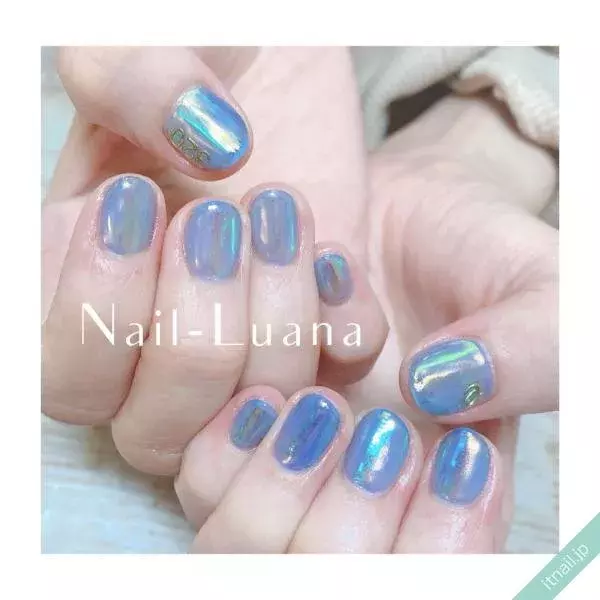 梅雨から夏まで楽しめる 水色ネイル がマストチェックです ローリエプレス