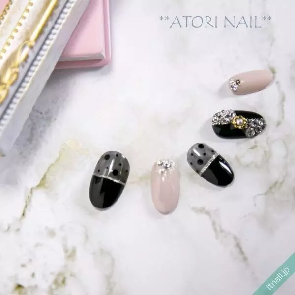 大人かわいいが叶う リボンネイル デザイン６選 ローリエプレス