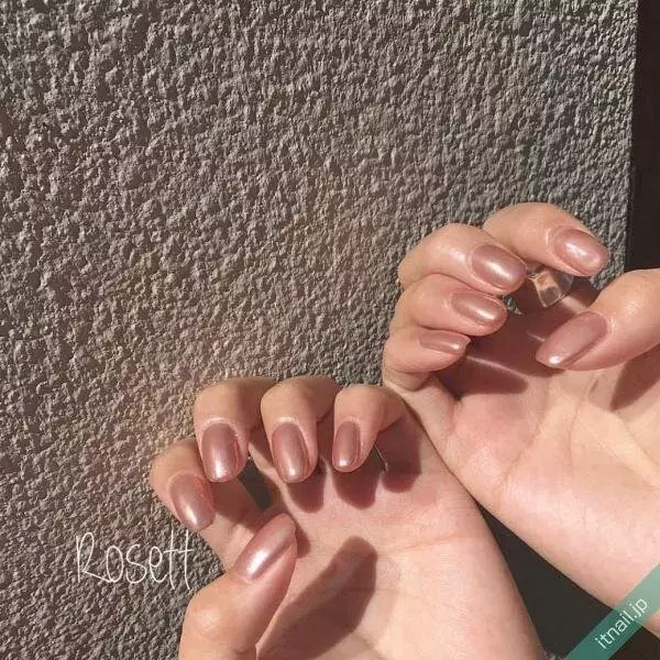 キレイもカワイイもほしい スクエアオフ のネイルデザイン8選 ローリエプレス