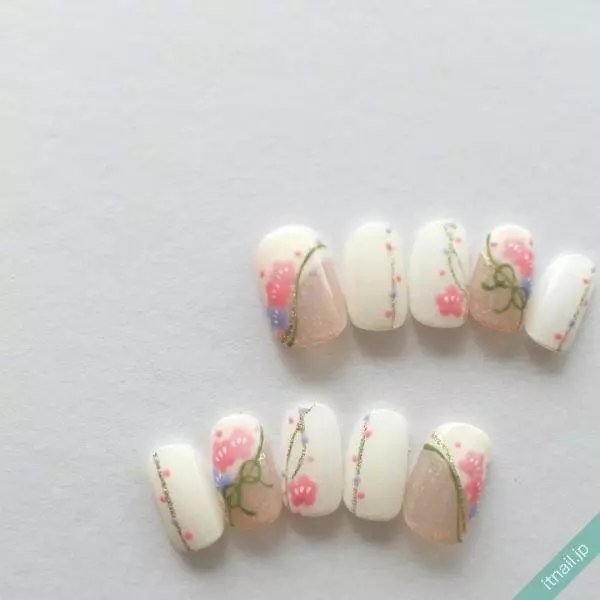 お子様の晴れ舞台 七五三で失敗しない ママネイル 見本帳 ローリエプレス