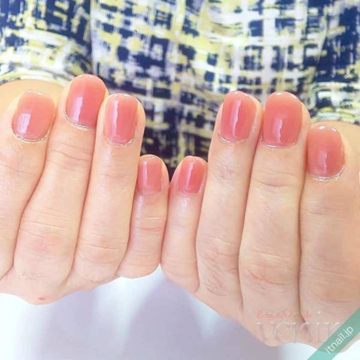 冬こそ 血色ネイル がおすすめ 愛され女子の指先のつくり方 ローリエプレス