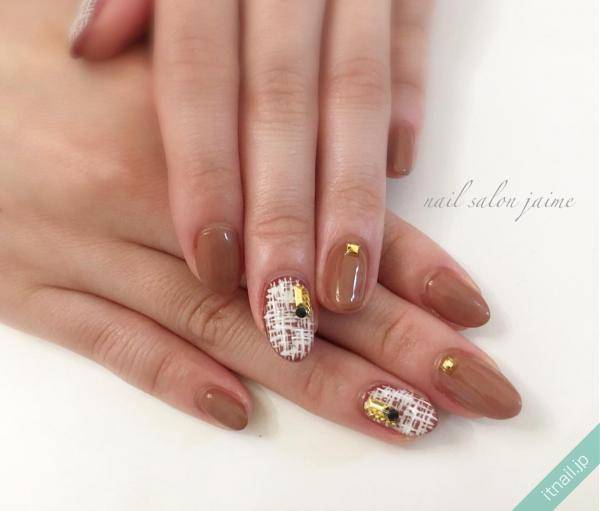 ほろ苦い甘さを表現 キャラメル色ネイル が大人可愛い ローリエプレス