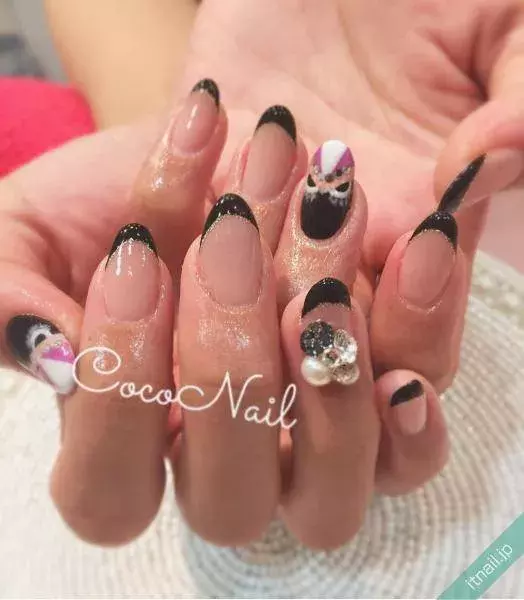 見ていて楽しい キュートなモンスターネイル大集合 ローリエプレス 見ていて楽しい キュートなモンスターネイル大集合 ローリエプレス