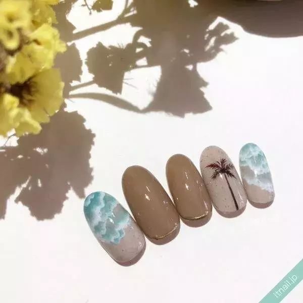 夏の思い出を指先に 海 をモチーフにしたネイルデザイン集 ローリエプレス