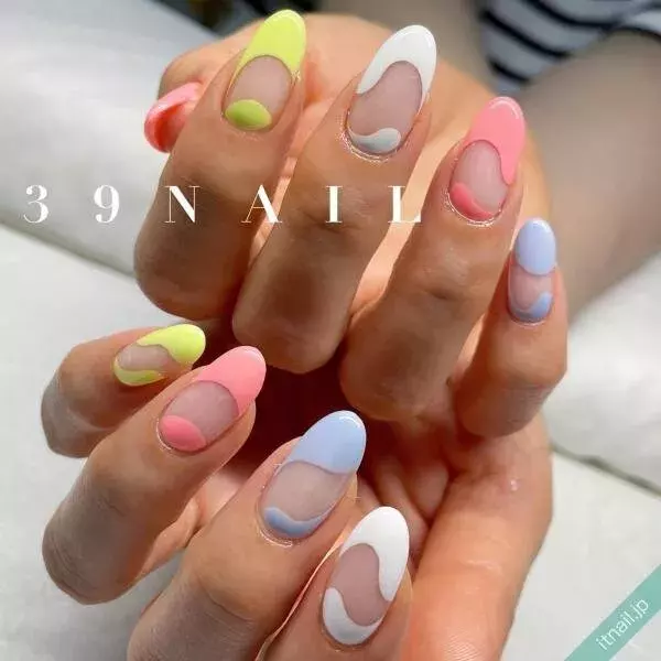 パステルカラーを使ったネイル 可愛さ満点 こだわりフラットデザイン7選 ローリエプレス