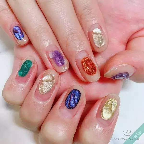 伸びても目立ちにくい クリアベースの塗りかけネイル7選 ローリエプレス 伸びても目立ちにくい クリアベースの塗りかけネイル7選 ローリエプレス