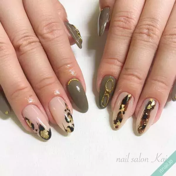 レオパード柄のポイント使いで魅せる 上品お洒落なネイル5選 ローリエプレス