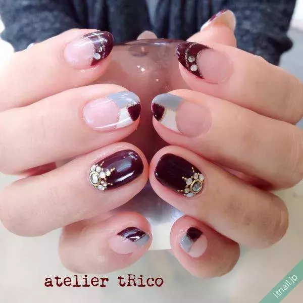 秋冬はシックに大人っぽく グレー ボルドーでアートするネイル特集 ローリエプレス