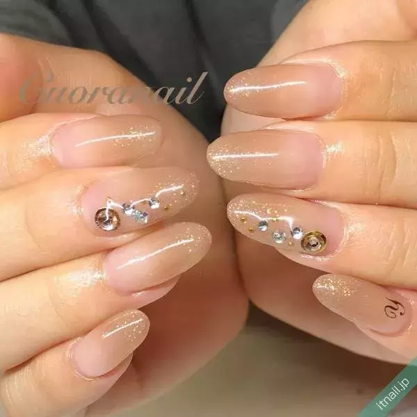 イニシャルやハートも ホワイトデーのネイルはあざとかわいく ローリエプレス