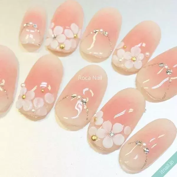 今年の 桜ネイル はどうする あなた好みのデザインが見つかる画像集 ローリエプレス 今年の 桜ネイル はどうする あなた好みのデザインが見つかる画像集 ローリエプレス