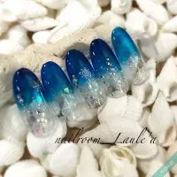 冬ネイルは青が映える さりげないブルー使いで魅せるウィンターネイル ローリエプレス