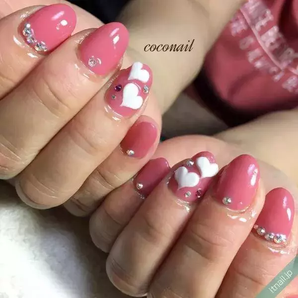 難しいアートにチャレンジ 上級者向けセルフネイルアートレッスン ローリエプレス