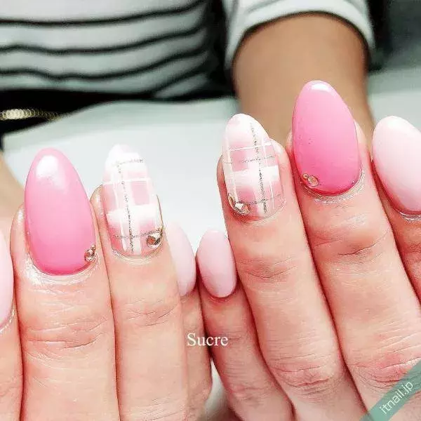 春のピンクネイル6選 あなたが好きなデザインはどれ ローリエプレス